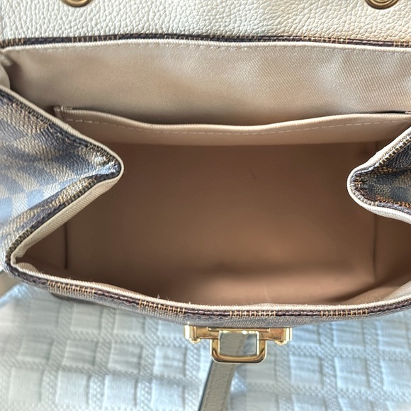 Louis Vuitton Damier Ebene Clapton Backpack - Picture 9 of 15